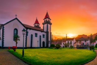 Discovering the Azores Tourism with Guerin 